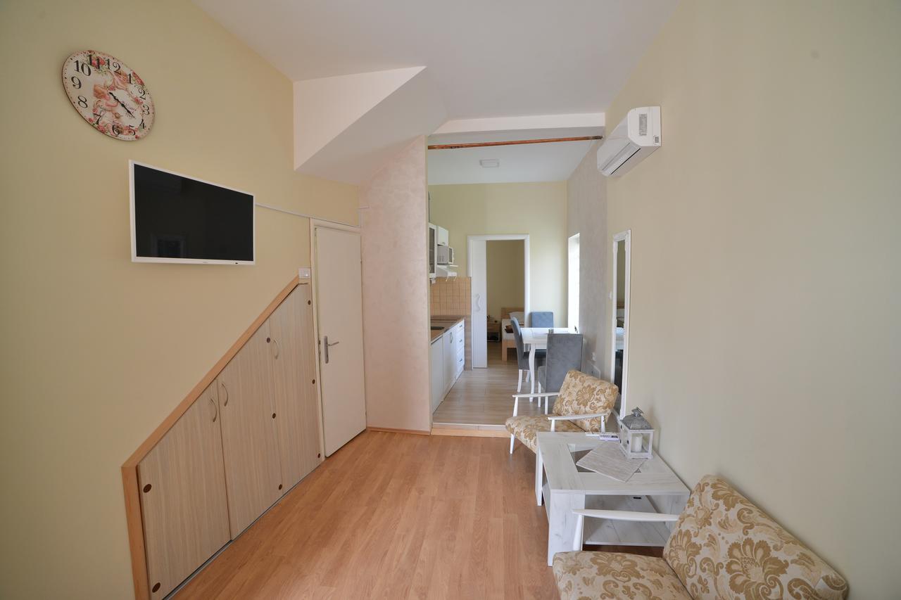 Apartmani Mv Užice Exterior foto